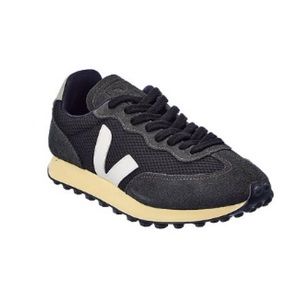 VEJA Rio Branco Alveomesh Suede Trainer 8.5 39